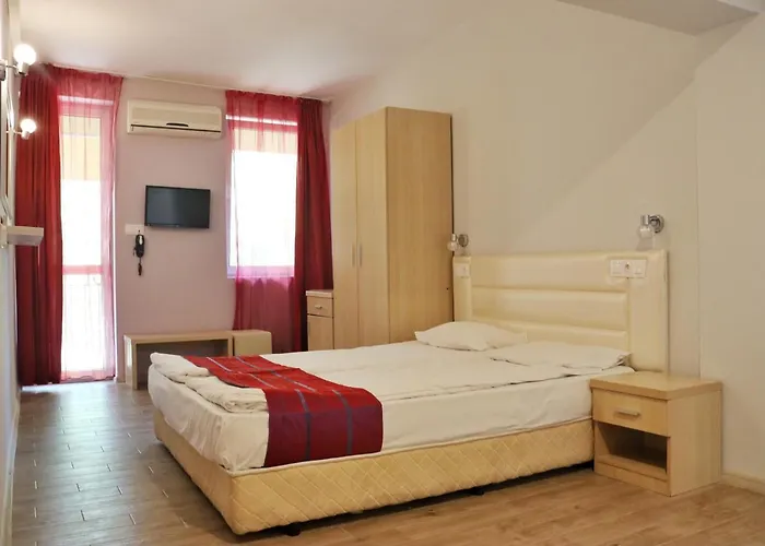 Отель Rilena 3*