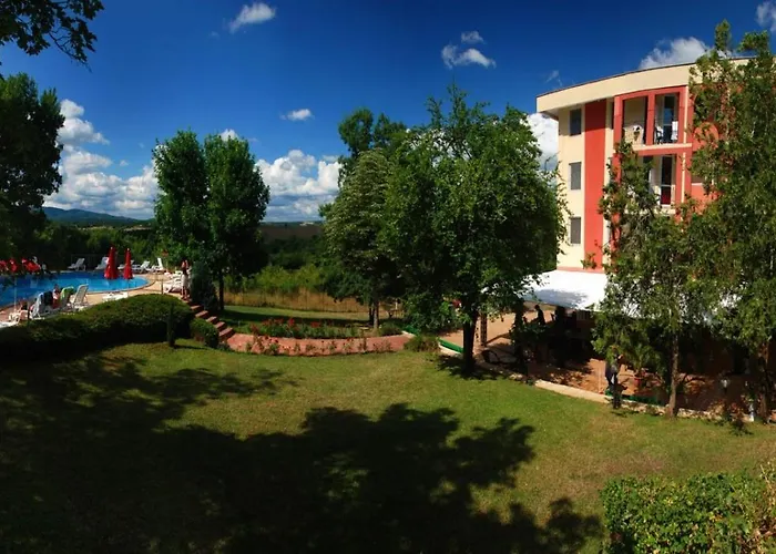 Отель Rilena 3*